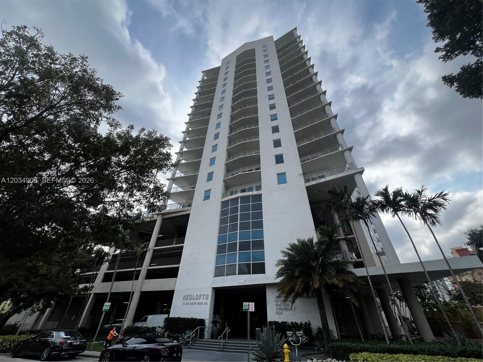 10 SW South River Dr #812 - 10 SW South River Dr #812, Miami, FL 33130 Luxury Property | Jose Angel Pina