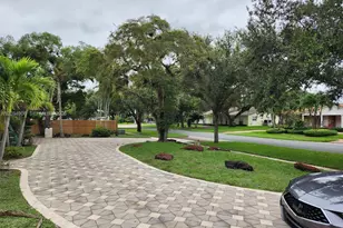 5860 SW 8th St, Plantation, FL 33317 - Photo 3
