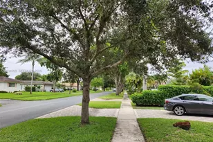 5860 SW 8th St, Plantation, FL 33317 - Photo 7