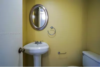 2200 Springdale Blvd #214, Palm Springs, FL 33461 - Photo 13