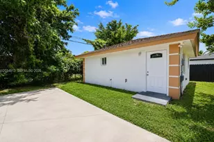10595 SW 171st St, Miami, FL 33157 - Photo 9