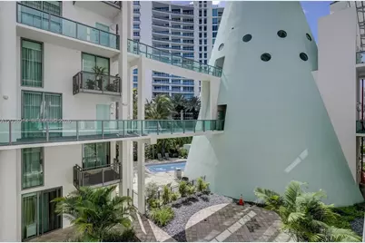 6000 Collins Ave #517, Miami Beach, FL 33140 - Photo 29