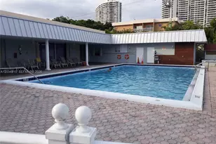 3551 NE 169th St, North Miami Beach, FL 33160 - Photo 17
