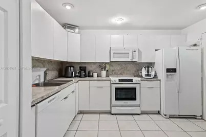 575 Crandon Blvd #413, Key Biscayne, FL 33149 - Photo 7