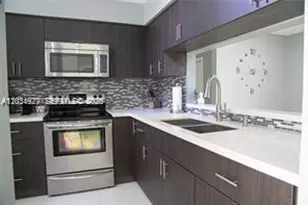 9035 SW 148th Ct, Miami, FL 33196 - Photo 3