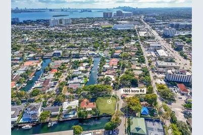 1805 Ixora Rd, North Miami, FL 33181 - Photo 7