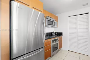 244 Biscayne Blvd, Miami, FL 33132 - Photo 7