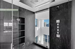 10 Venetian Way, Miami Beach, FL 33139 - Photo 35