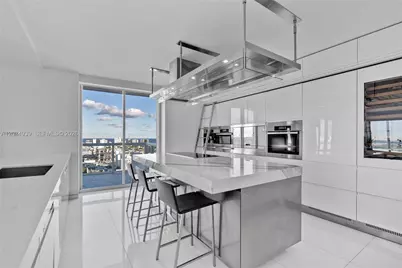 10 Venetian Way #PH04, Miami Beach, FL 33139 - Photo 7