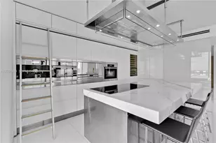 10 Venetian Way, Miami Beach, FL 33139 - Photo 9
