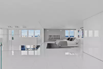 10 Venetian Way #PH04, Miami Beach, FL 33139 - Photo 33