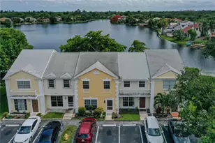 2836 S Edgehill Ln, Cooper City, FL 33026 - Photo 15