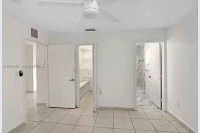 242 E 3rd St #205, Hialeah, FL 33010 - Photo 11