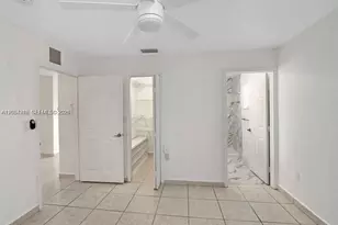 242 E 3rd St, Hialeah, FL 33010 - Photo 11