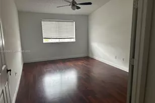 2306 SE 23rd Ave, Homestead, FL 33035 - Photo 9