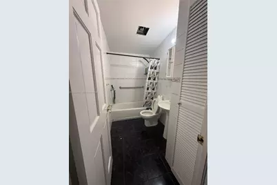1143 NW 27th St, Miami, FL 33127 - Photo 5