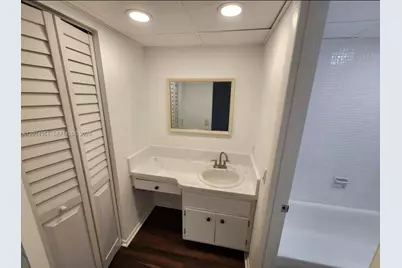 3061 NW 47th Ter #327B, Lauderdale Lakes, FL 33313 - Photo 7