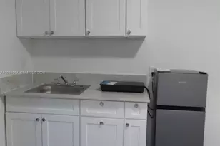 8571 NW 11th St, Pembroke Pines, FL 33024 - Photo 7