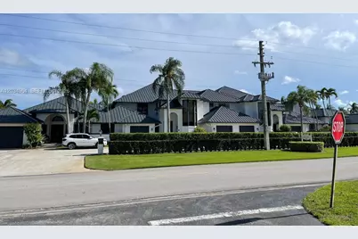 181 Atlantis Blvd #E, Atlantis, FL 33462 - Photo 1