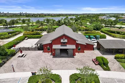 19593 Whispering Creek Rd, Loxahatchee, FL 33470 - Photo 9