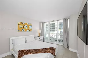1717 N Bayshore Dr, Miami, FL 33132 - Photo 23