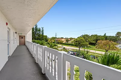 325 SE 11th Ter #308, Dania Beach, FL 33004 - Photo 27