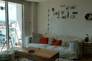 31 SE 5th St, Miami, FL 33131 - Photo 5