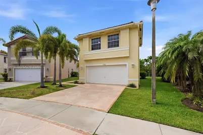 17908 SW 30th Ct, Miramar, FL 33029 - Photo 3