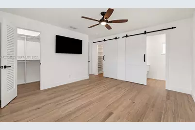 8951 NW 21st St, Pembroke Pines, FL 33024 - Photo 17