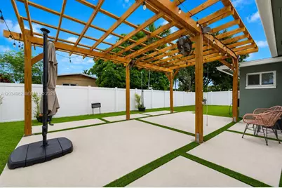 8951 NW 21st St, Pembroke Pines, FL 33024 - Photo 39