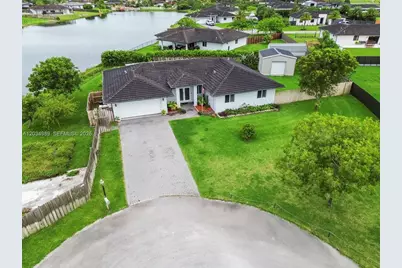 20572 SW 317th St, Homestead, FL 33030 - Photo 29