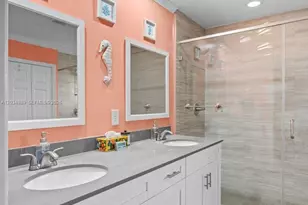 20572 SW 317th St, Homestead, FL 33030 - Photo 9