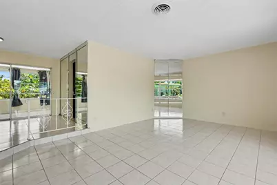 4397 NW 47th Ter, Lauderdale Lakes, FL 33319 - Photo 15