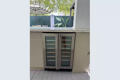 21251 NE 3rd Ct, Miami, FL 33179 - Photo 25