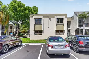 7917 SW 104th St, Miami, FL 33156 - Photo 3