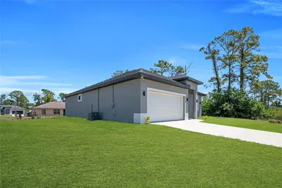 6210 Forest Court, Labelle, FL 33935 - Photo 7