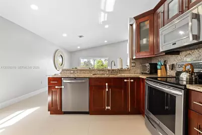 18061 SW 33rd St, Miramar, FL 33029 - Photo 17