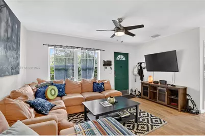 6238 Hayes St #0, Hollywood, FL 33024 - Photo 9