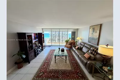 5700 Collins Ave #14M, Miami Beach, FL 33140 - Photo 15