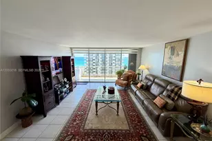 5700 Collins Ave, Miami Beach, FL 33140 - Photo 15