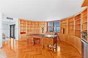 1800 NE 114th St, Miami, FL 33181 - Photo 7