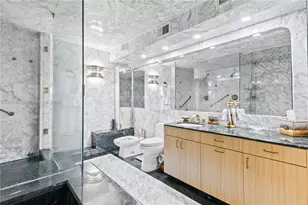 1800 NE 114th St, Miami, FL 33181 - Photo 25