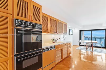 1800 NE 114th St #2204, Miami, FL 33181 - Photo 13