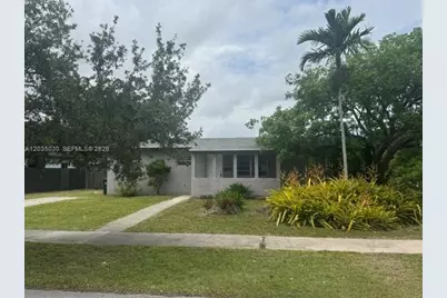 9815 Pan American Dr, Cutler Bay, FL 33189 - Photo 23