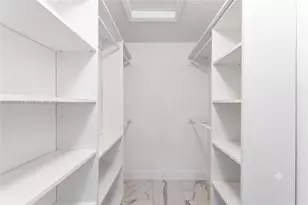 2140 NW 78th Ave, Pembroke Pines, FL 33024 - Photo 19