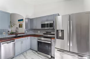 2140 NW 78th Ave, Pembroke Pines, FL 33024 - Photo 5