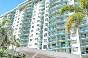 19380 Collins Ave, Sunny Isles Beach, FL 33160 - Photo 23