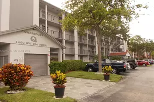 1400 SW 124th Terrace, Pembroke Pines, FL 33027 - Photo 3