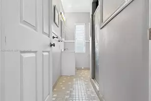 73 NE 110th St, Miami Shores, FL 33161 - Photo 17