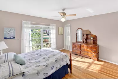 73 NE 110th St, Miami Shores, FL 33161 - Photo 13